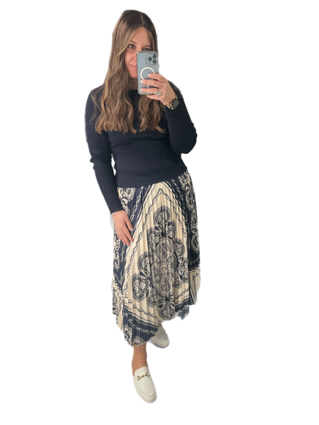 Bandana Print Pleat Skirt