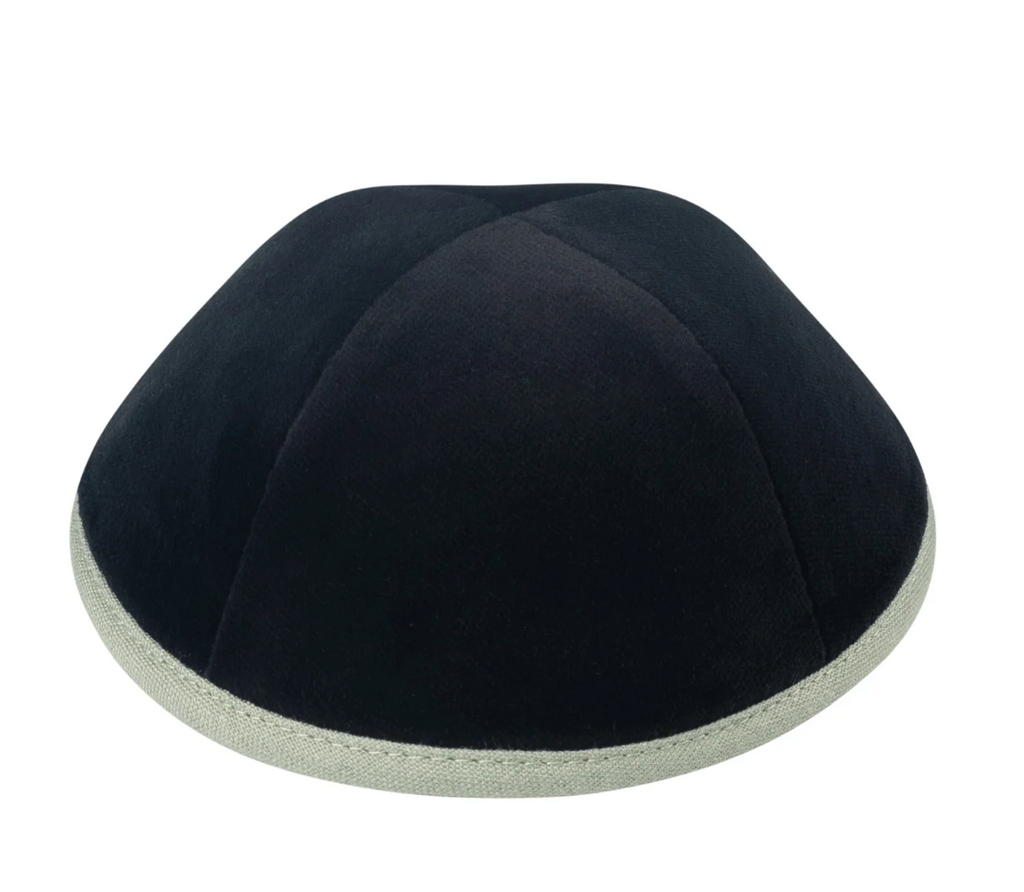 IKIPPAH | BLACK VELVET W/ SAGE RIM YARMULKE